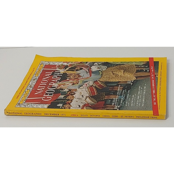 National Geographic Magazine December 1971 NO MAP Zulus Octopus Gems Tribe - Picture 3 of 9